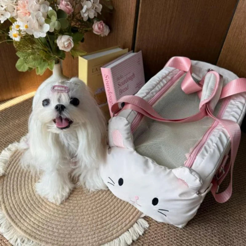 Comfortable Travel Bag for Cats and Dogs